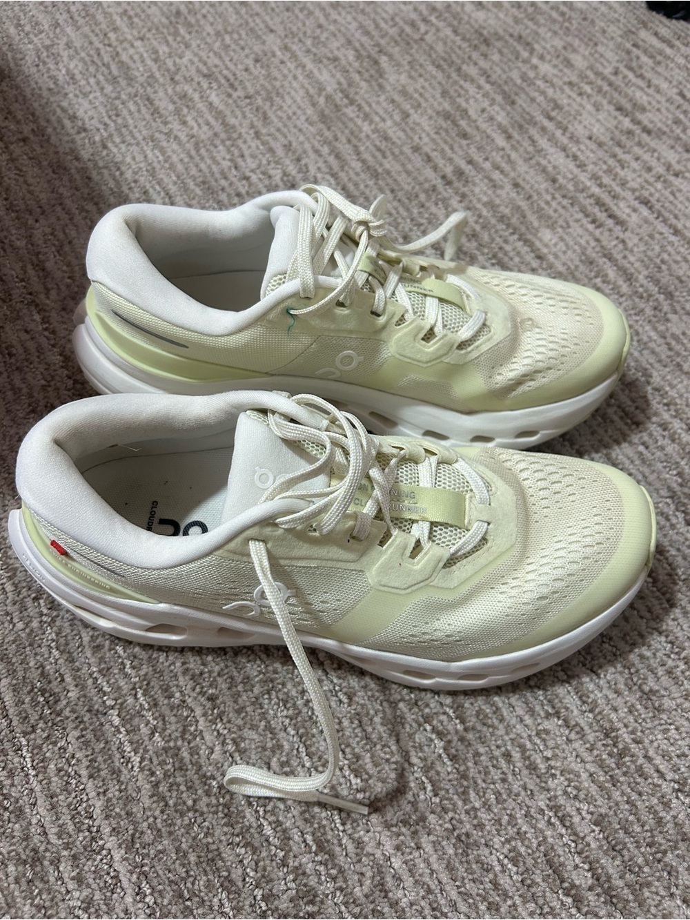 On Running Women's Light Cream/Off-White Cloudrunning Sneakers